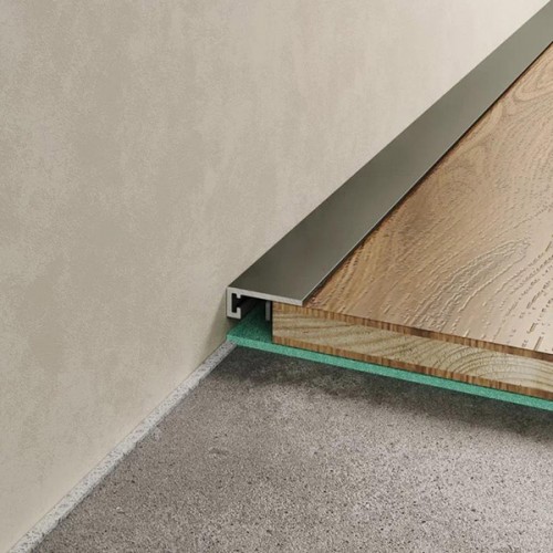 Скрытый плинтус Laconistiq Micro 15 CLASSIC Светлый Шампань Скрытый плинтус Laconistiq Micro 15 CLASSIC Светлый Шампань