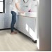 Виниловый пол Quick Step Alpha Vinyl Medium Planks AVMP40079 Дуб морской светлый