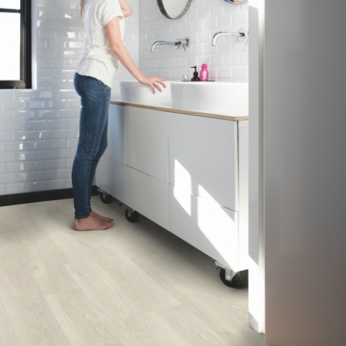 Виниловый пол Quick-Step Pulse Glue+ PUGP40079 Дуб морской светлый Виниловый пол Quick-Step Pulse Glue+ PUGP40079 Дуб морской светлый