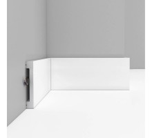 Плинтус напольный DECOMASTER D257 белый 80*12